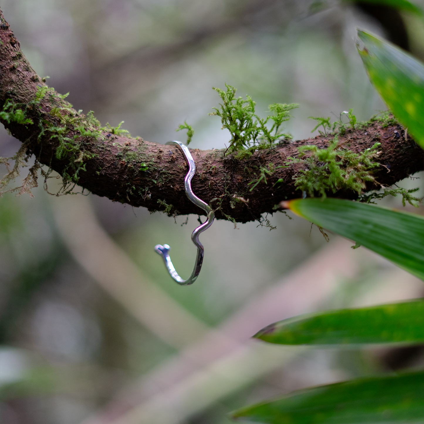 Brazalete río rígido